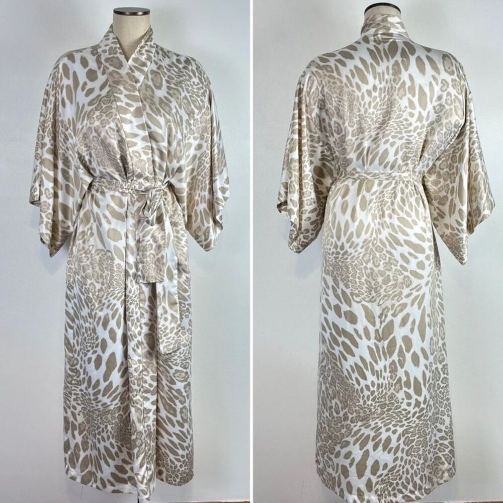 Natori Luxe Leopard Robe Kimono Size Large Tan Beige White Satin Animal Print